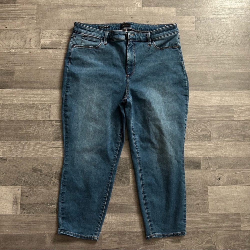 Talbots Women’s Medium Wash Crop Jegging Jeans